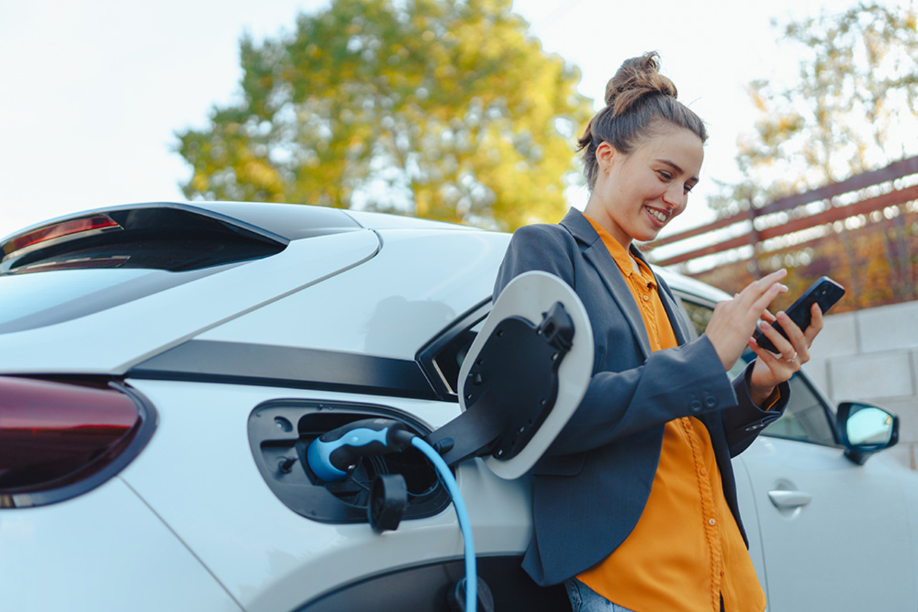 Elektro­mobilität bei Elektro Stichler in Ulm